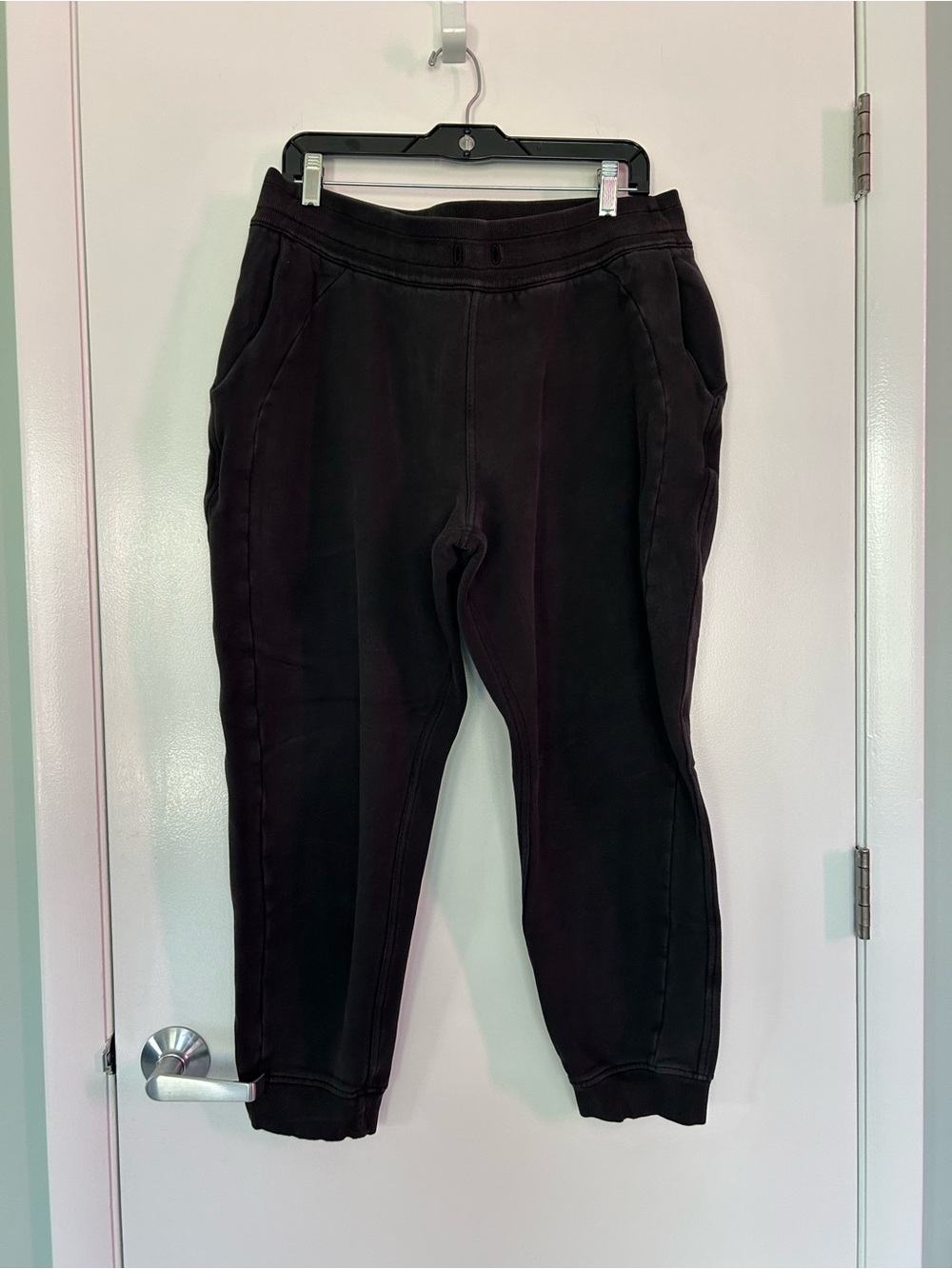 Lululemon Scuba High-Rise Jogger Sweatpants Women’s Size 14 Black